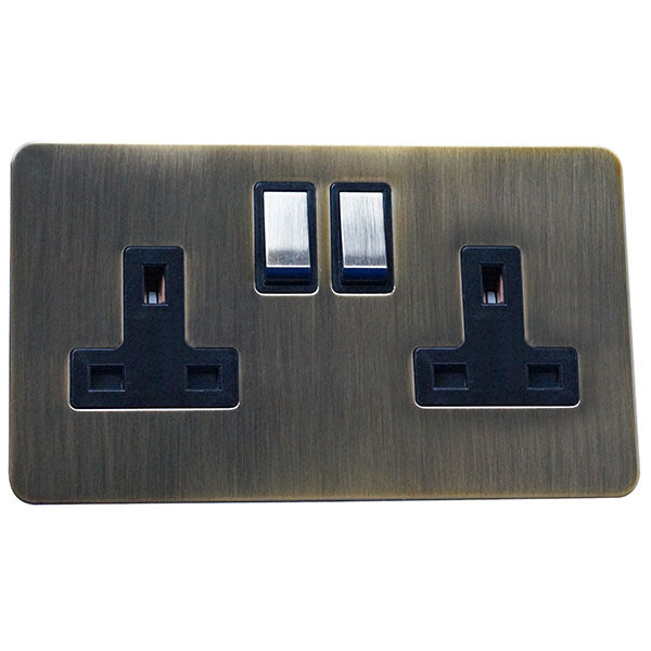 2 Gang 13A Switched Socket Screw Less Plate